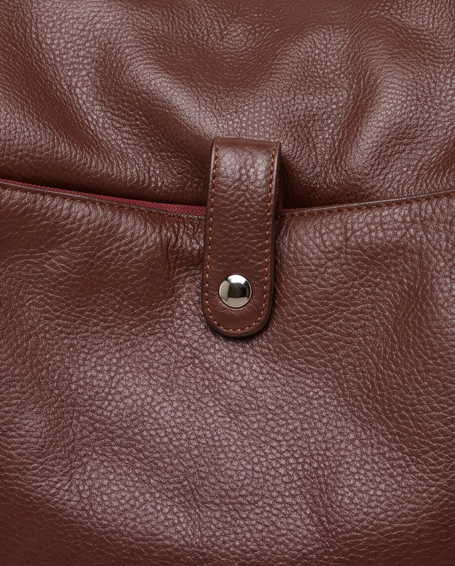 Q-AURELIA Full-Grain Leather Shoulder Bag for Women – Large Crossbody, Zip Entry & 4 Pockets