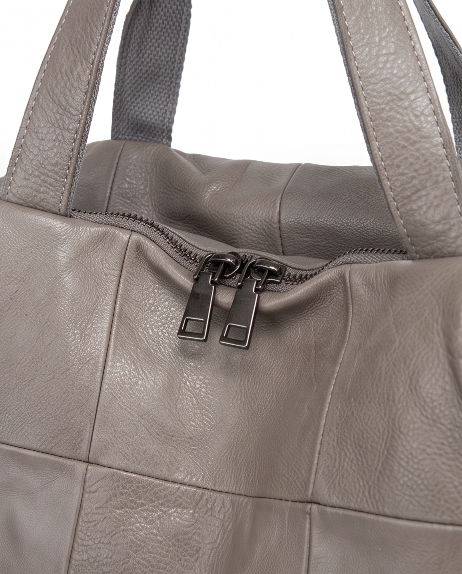 Q-VIVACE Full-Grain Leather Shoulder Duffel Bag for Women – Large Capacity Crossbody & Travel