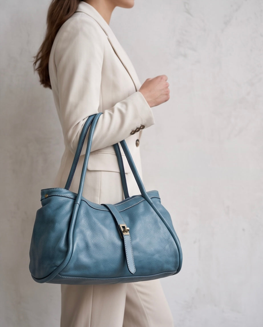 Q-LUNARA Vintage Smooth Calfskin Bag – Italian Leather, Zip & Buckle Closure, Medium