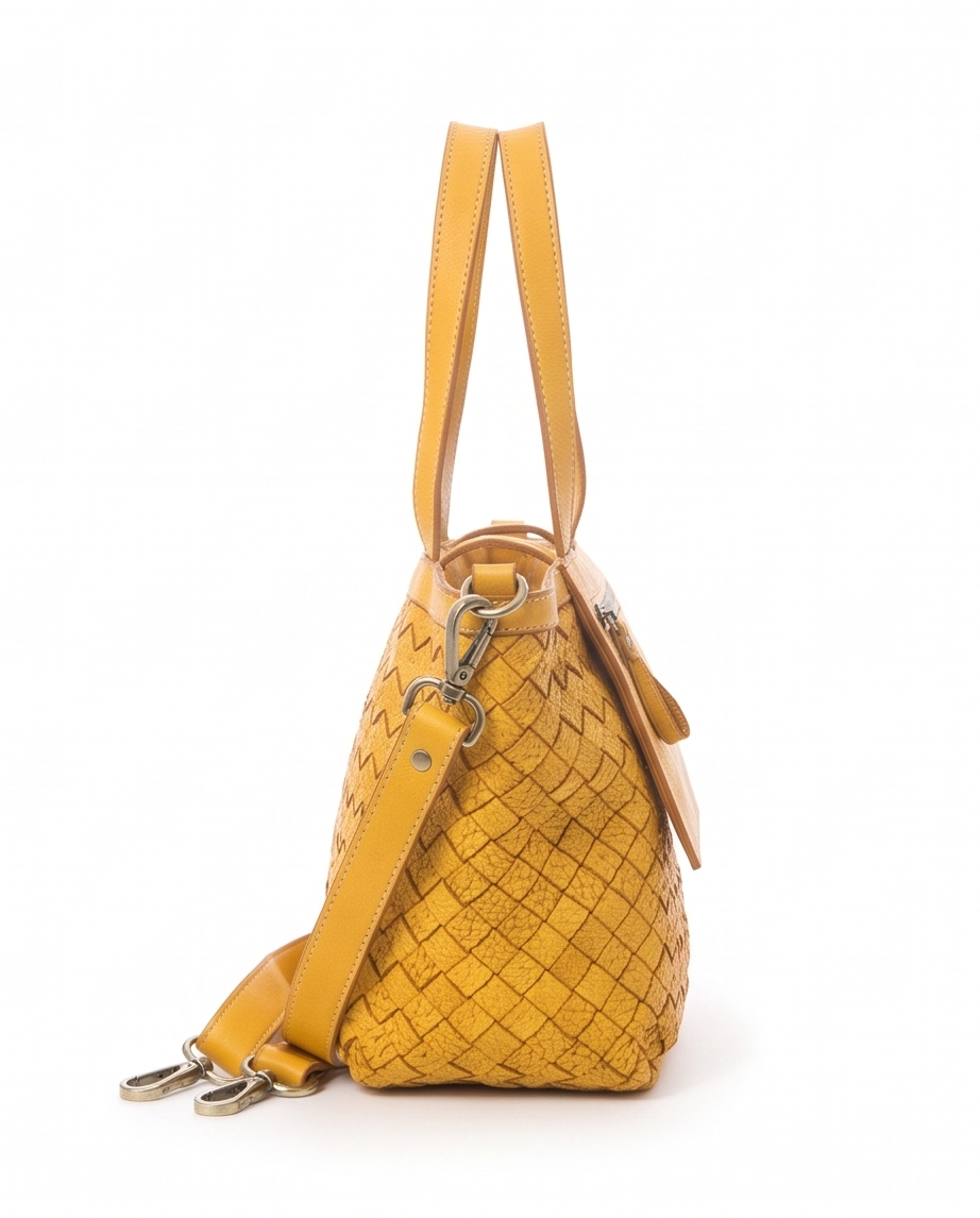 Q-Adelma Braided Calfskin Handbag — Handcrafted Elegance, Built to Endure