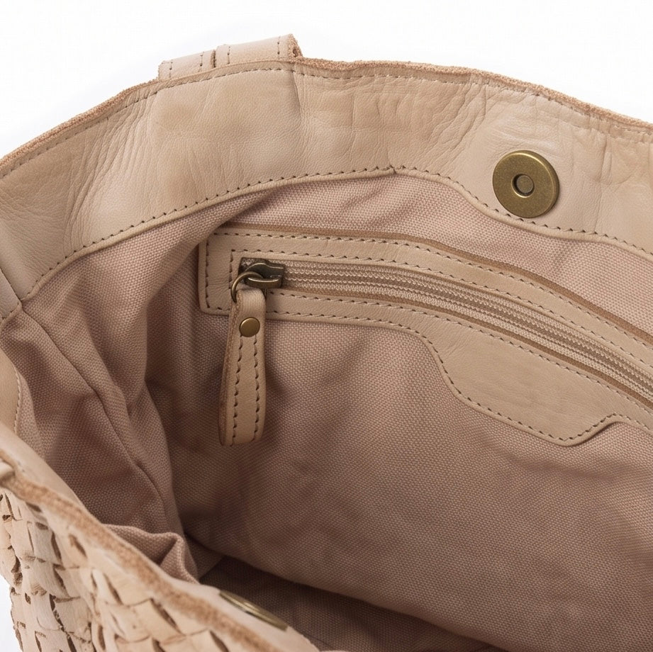 Q-Adelma Braided Calfskin Handbag — Handcrafted Elegance, Built to Endure