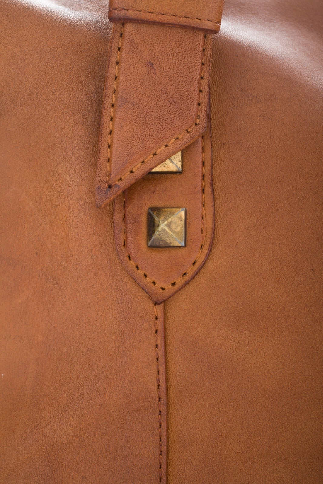 Q-Vittoria Washed Calfskin Leather Bag – Handmade in Italy