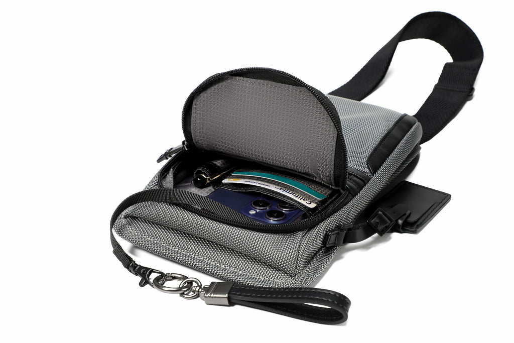 Q-BORSELLO Crossbody Bag – Ballistic Nylon & Top-Grain Leather