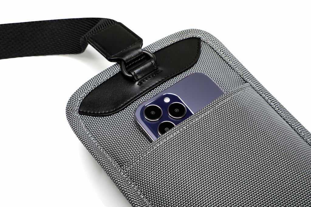 Q-BORSELLO Crossbody Bag – Ballistic Nylon & Top-Grain Leather