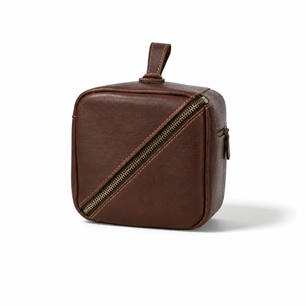 Q-CORE Luxury Full Grain Leather Toiletry Bag – Multi-Compartment Travel Cosmetic Organizer