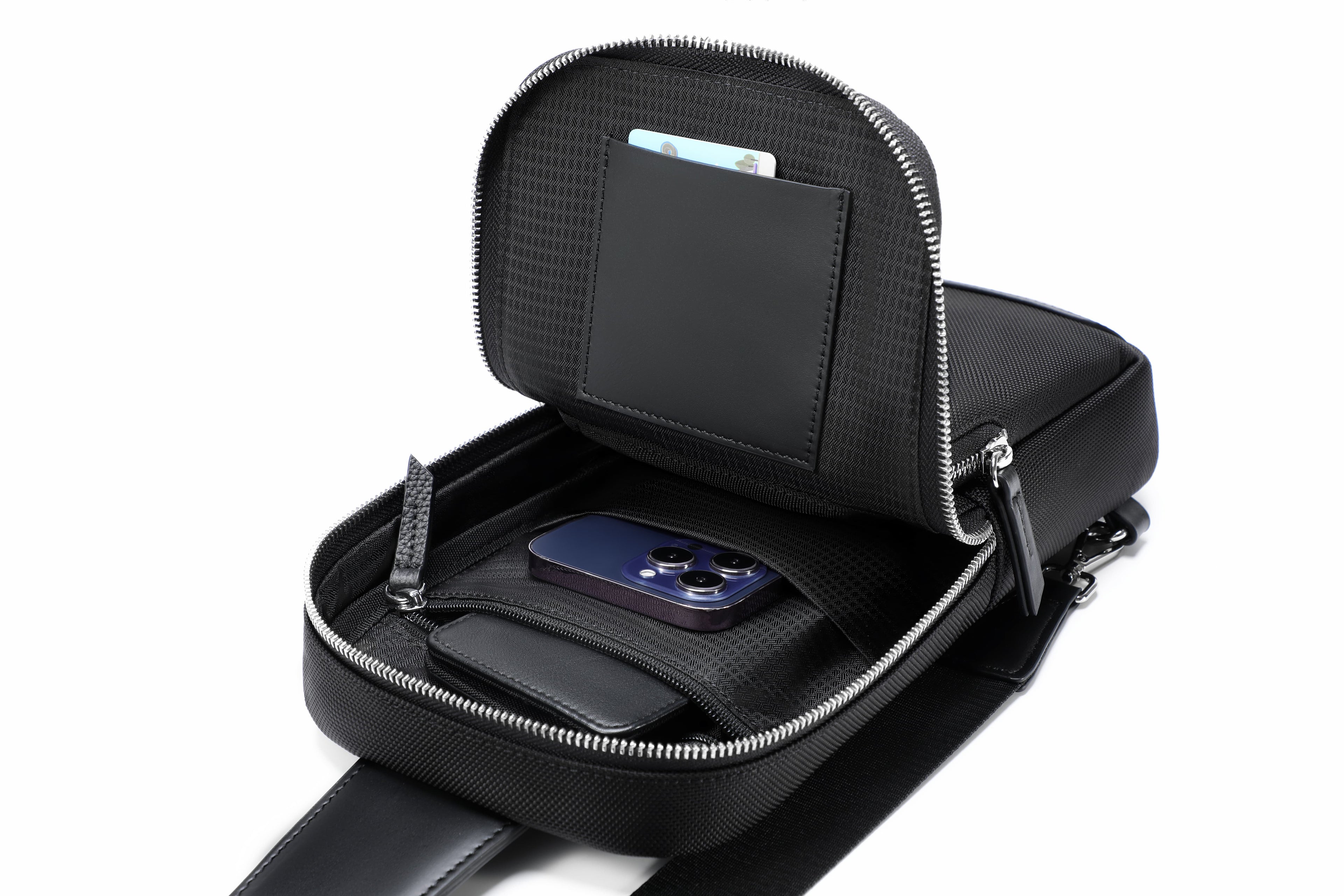 Q-CORTILE Crossbody Bag – Ballistic Nylon & Top-Grain Leather Shoulder Bag for Travel & Daily Use