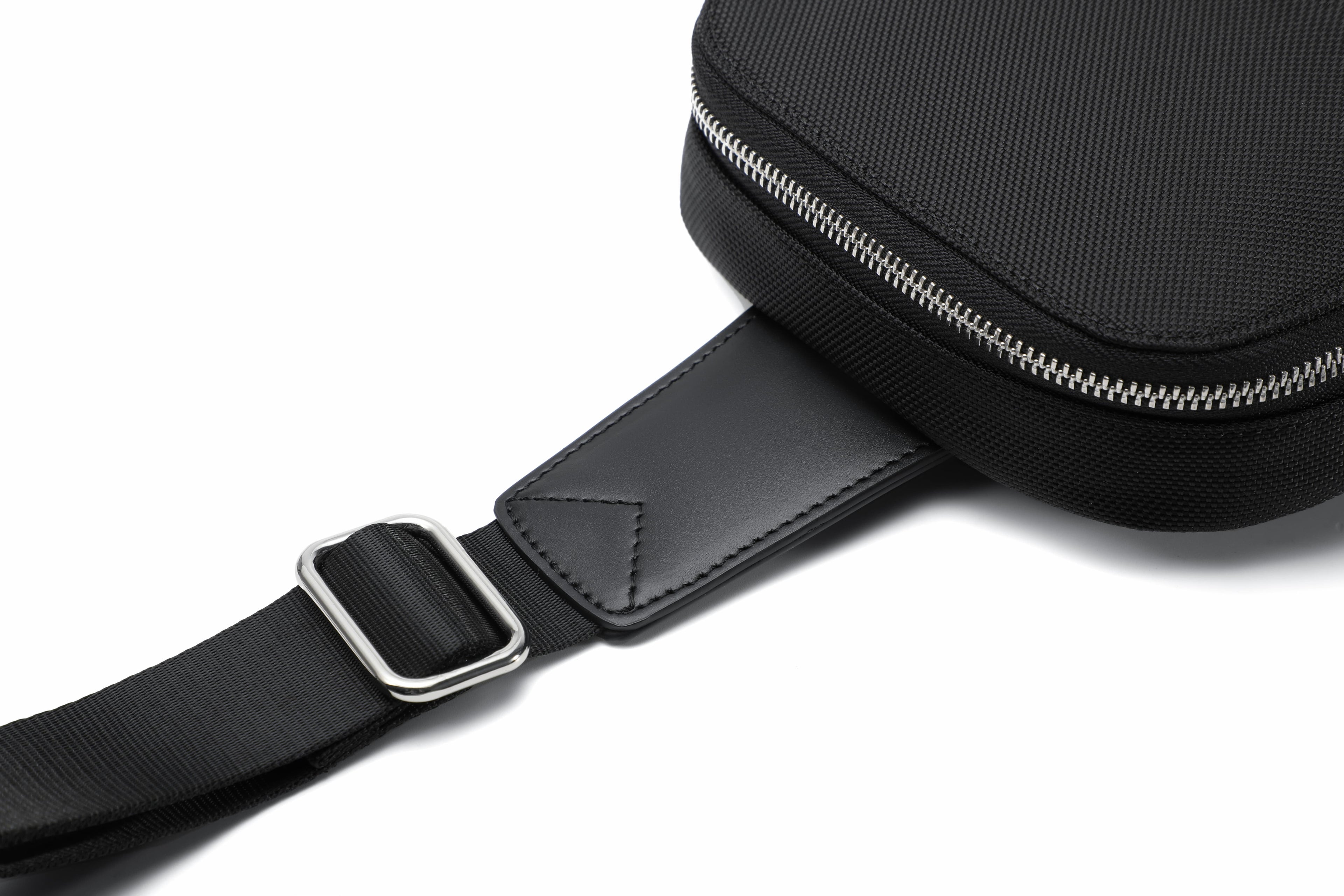 Q-CORTILE Crossbody Bag – Ballistic Nylon & Top-Grain Leather Shoulder Bag for Travel & Daily Use