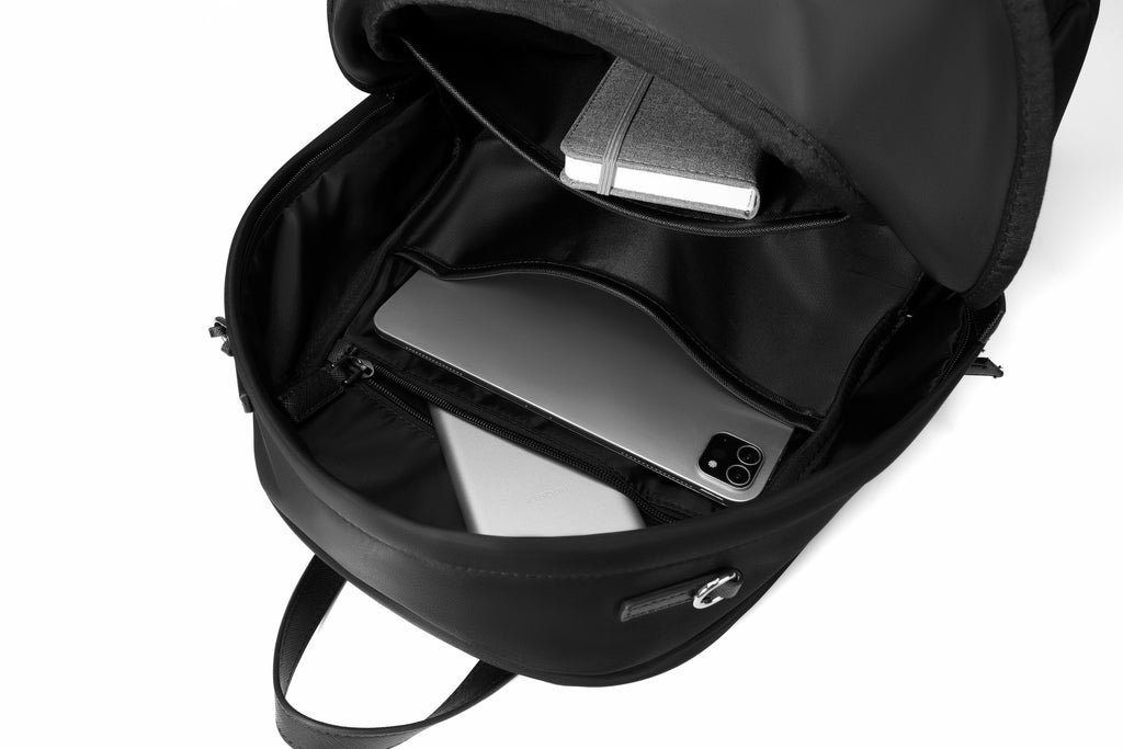 Q-EXPLORE Premium 1680D Nylon Laptop Backpack – Water-Resistant, Breathable & Multi-Pocket