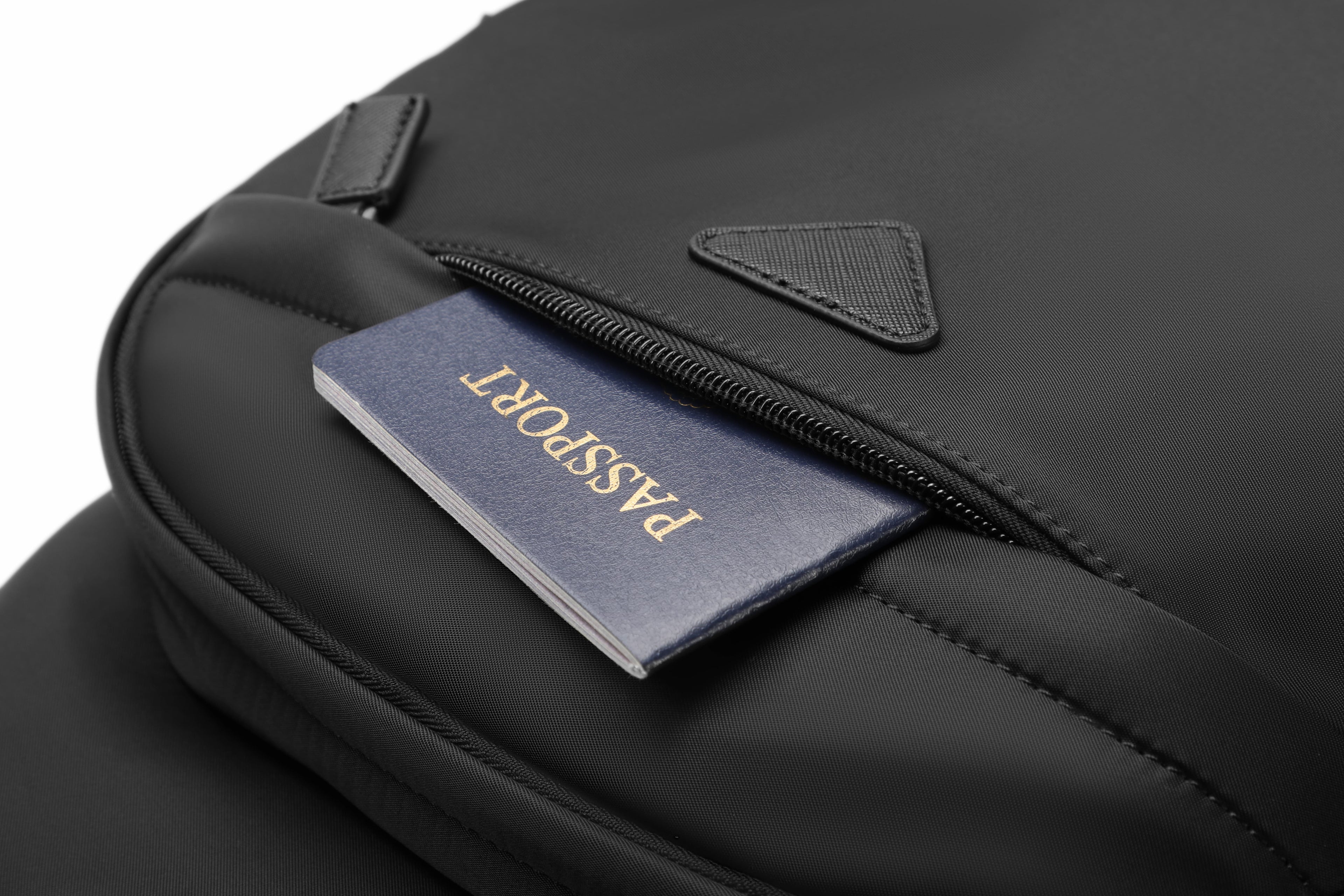 Q-EXPLORE Premium 1680D Nylon Laptop Backpack – Water-Resistant, Breathable & Multi-Pocket