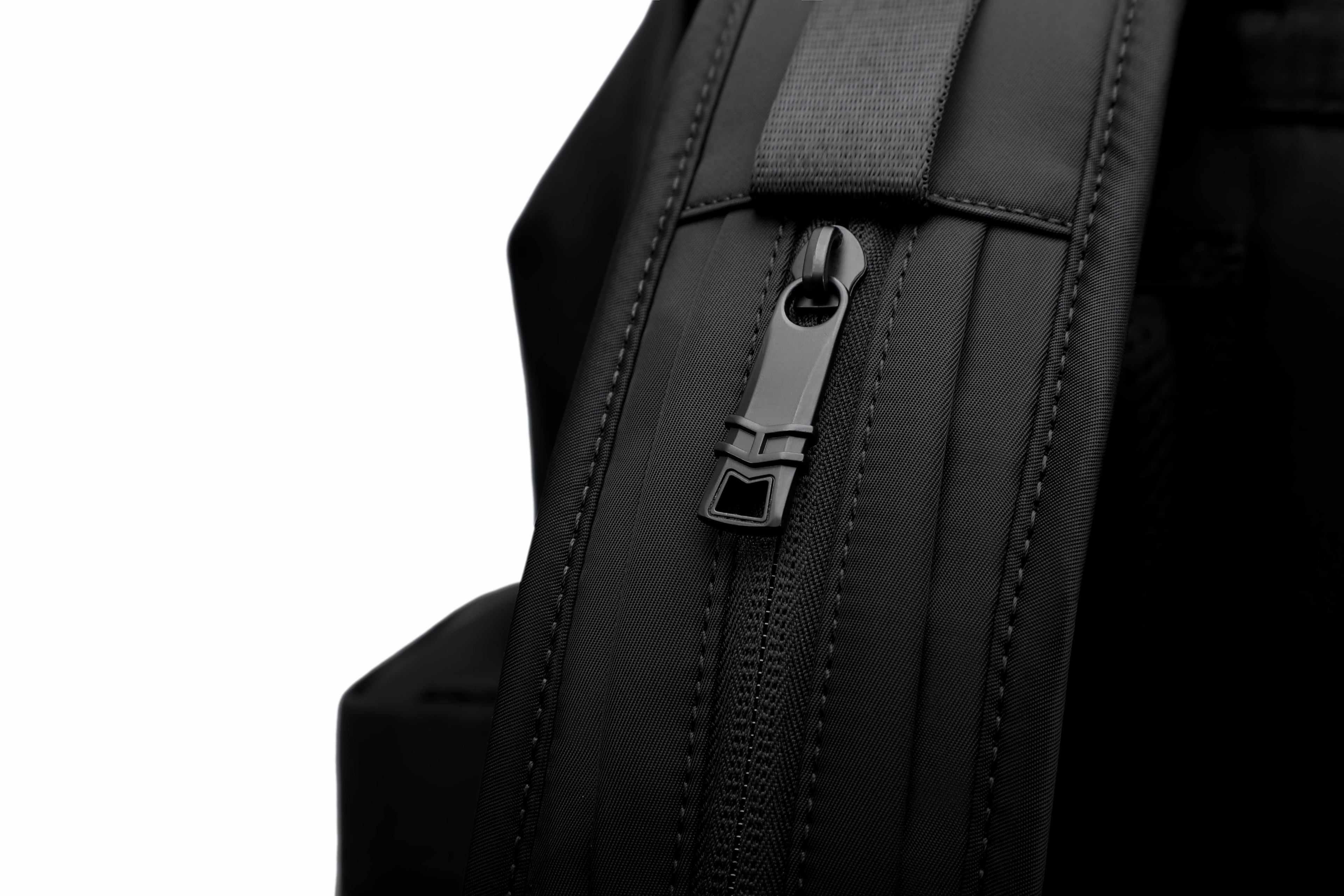 Q-HIKING 1680D Nylon Waterproof Backpack – Large Capacity, 17" Laptop, Hiking & Travel