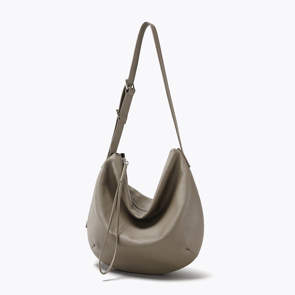 Q-LOOM Genuine Leather Women's Shoulder Bag – Large Capacity Commuter & Travel Bag