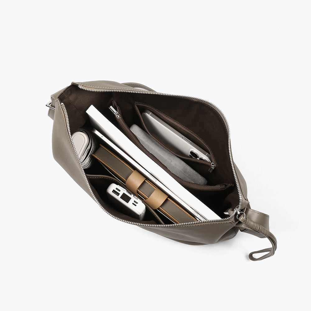 Q-LOOM Genuine Leather Women's Shoulder Bag – Large Capacity Commuter & Travel Bag