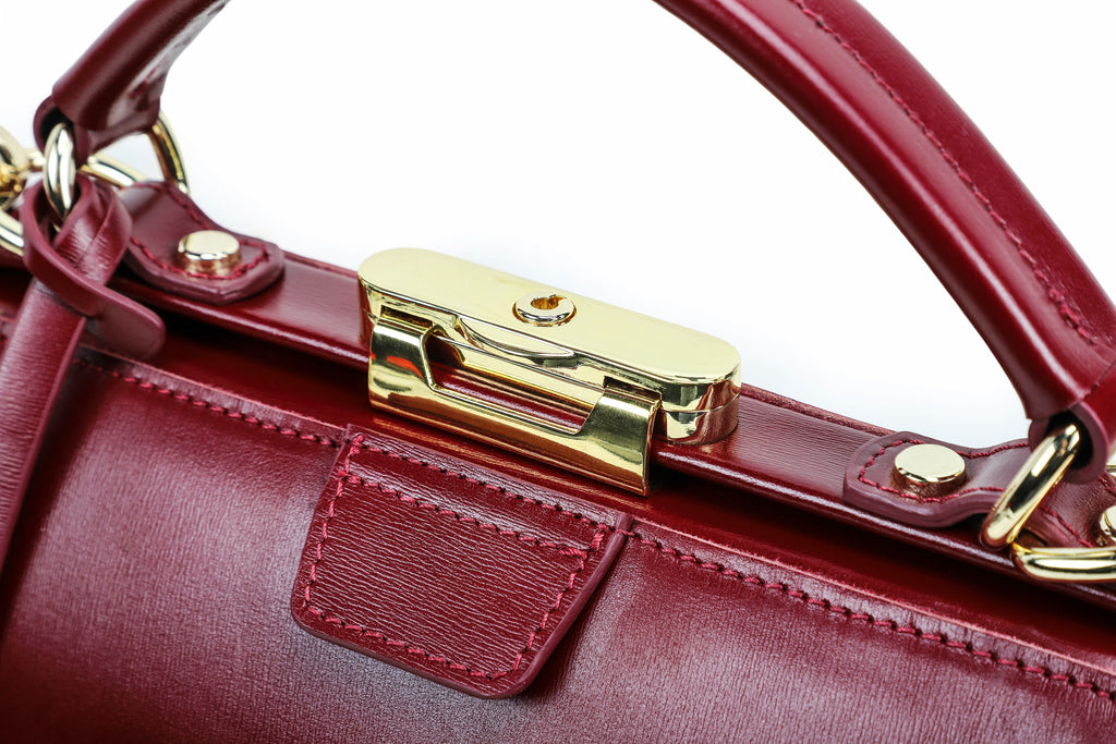 Q-LEVANA Luxury Full-Grain Leather Crossbody Shoulder Bag for Women – Anti-Theft Lock, Vintage Style