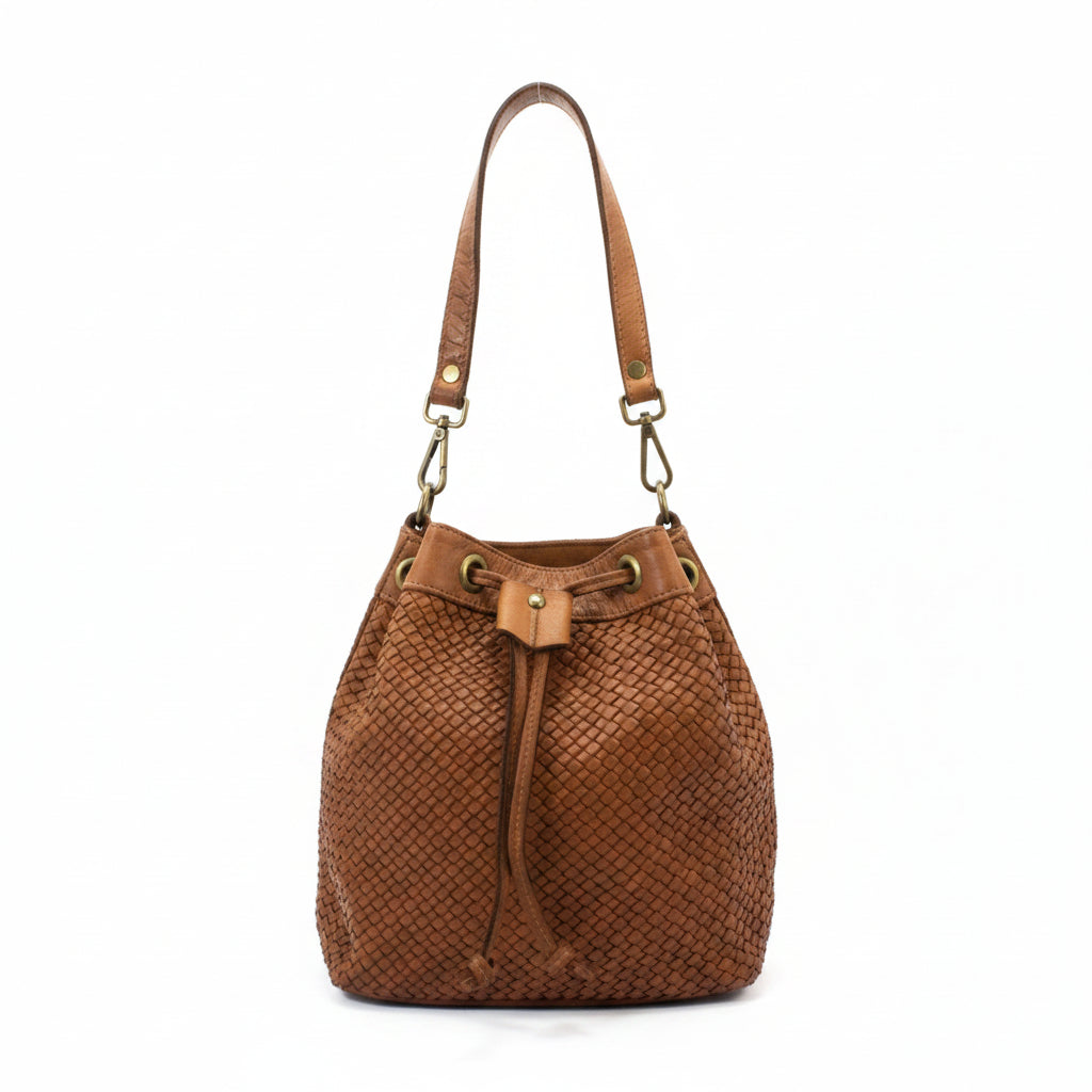 Q-MOON Vintage Braided Calfskin Bag – Italian Leather, Brass Hardware & Adjustable Strap