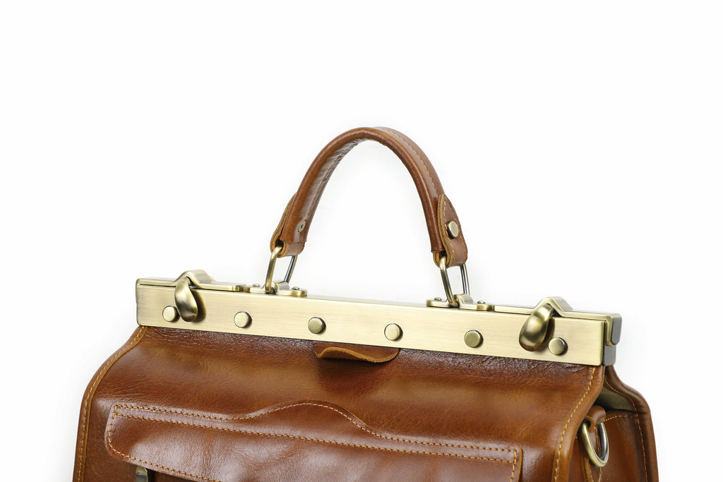 Q-MARVELLA Vintage Luxury Mini Box Handbag for Women – Full-Grain Vegetable-Tanned Leather, Kiss-Lock