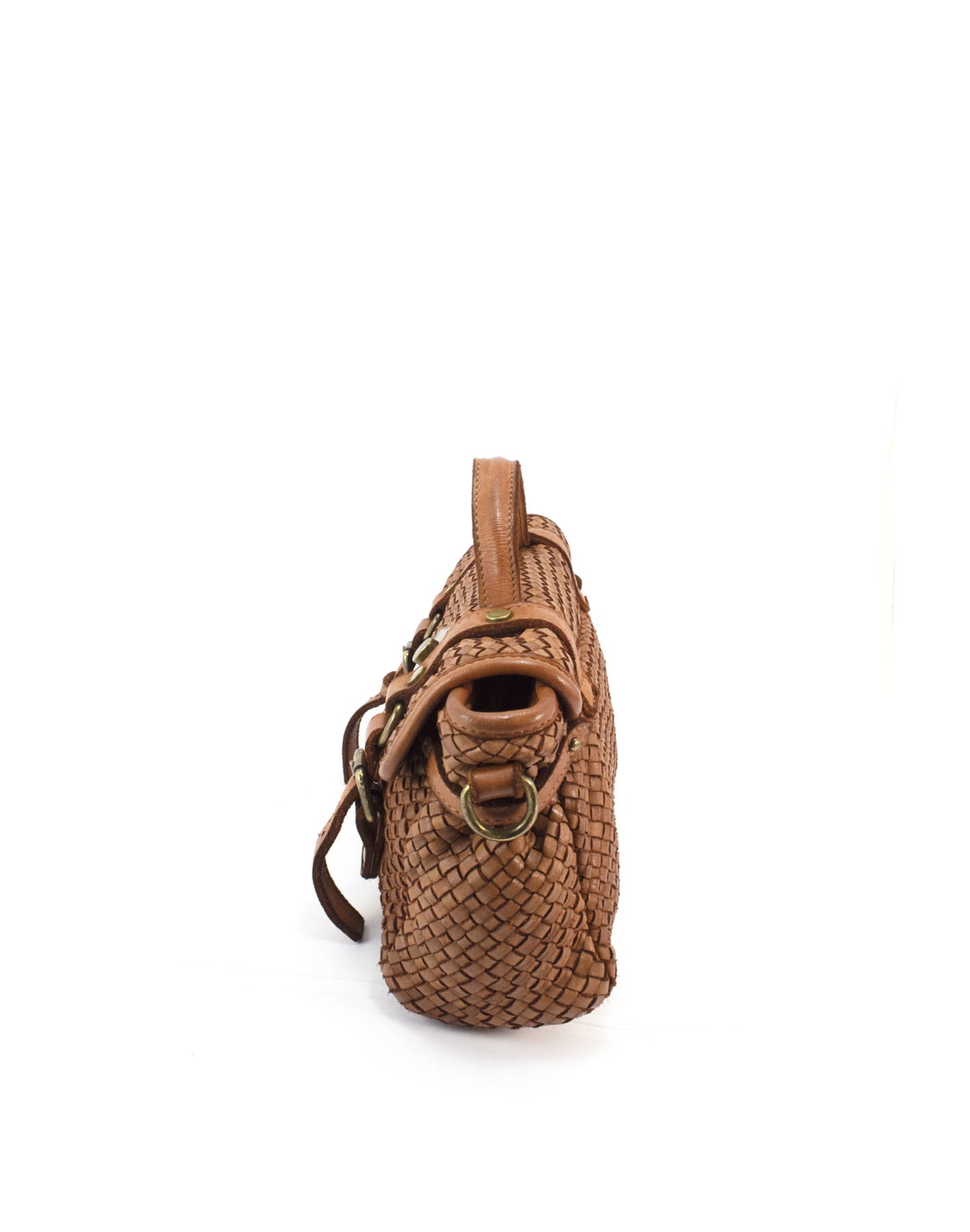 Q-NOOR Vintage Woven Calfskin Small Bag – Italian Leather, Buckle Flap & Crossbody Strap