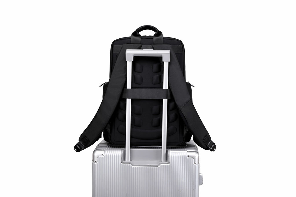Q-SPALLA Waterproof 1680D Nylon Outdoor Backpack – Large Capacity TSA-Friendly Travel Bag