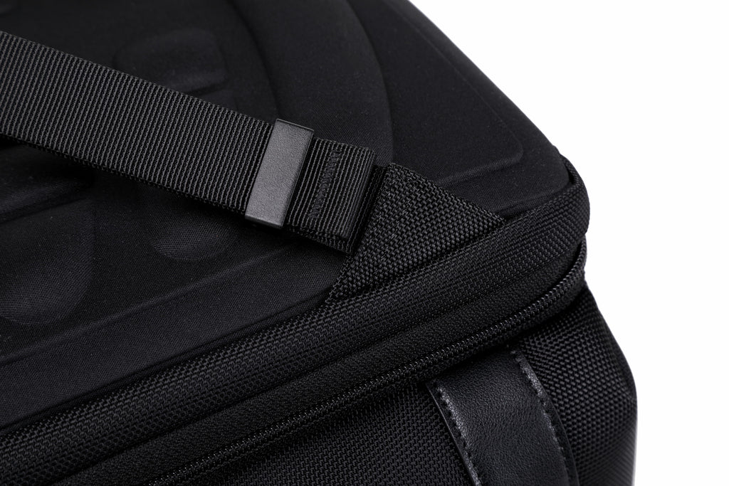 Q-SPALLA Waterproof 1680D Nylon Outdoor Backpack – Large Capacity TSA-Friendly Travel Bag