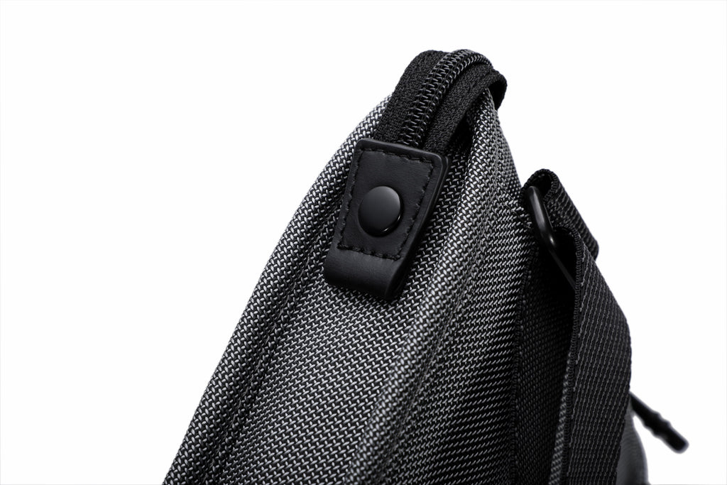 Q-SARTORIA Ballistic Nylon & Genuine Leather Crossbody Bag – Slim Minimalist Shoulder Bag for Travel & Everyday Carry