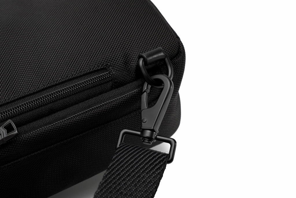 Q-VAGABONDO Crossbody Bag – Ballistic Nylon & Top-Grain Leather Sling Bag | Stylish, Durable & Functional