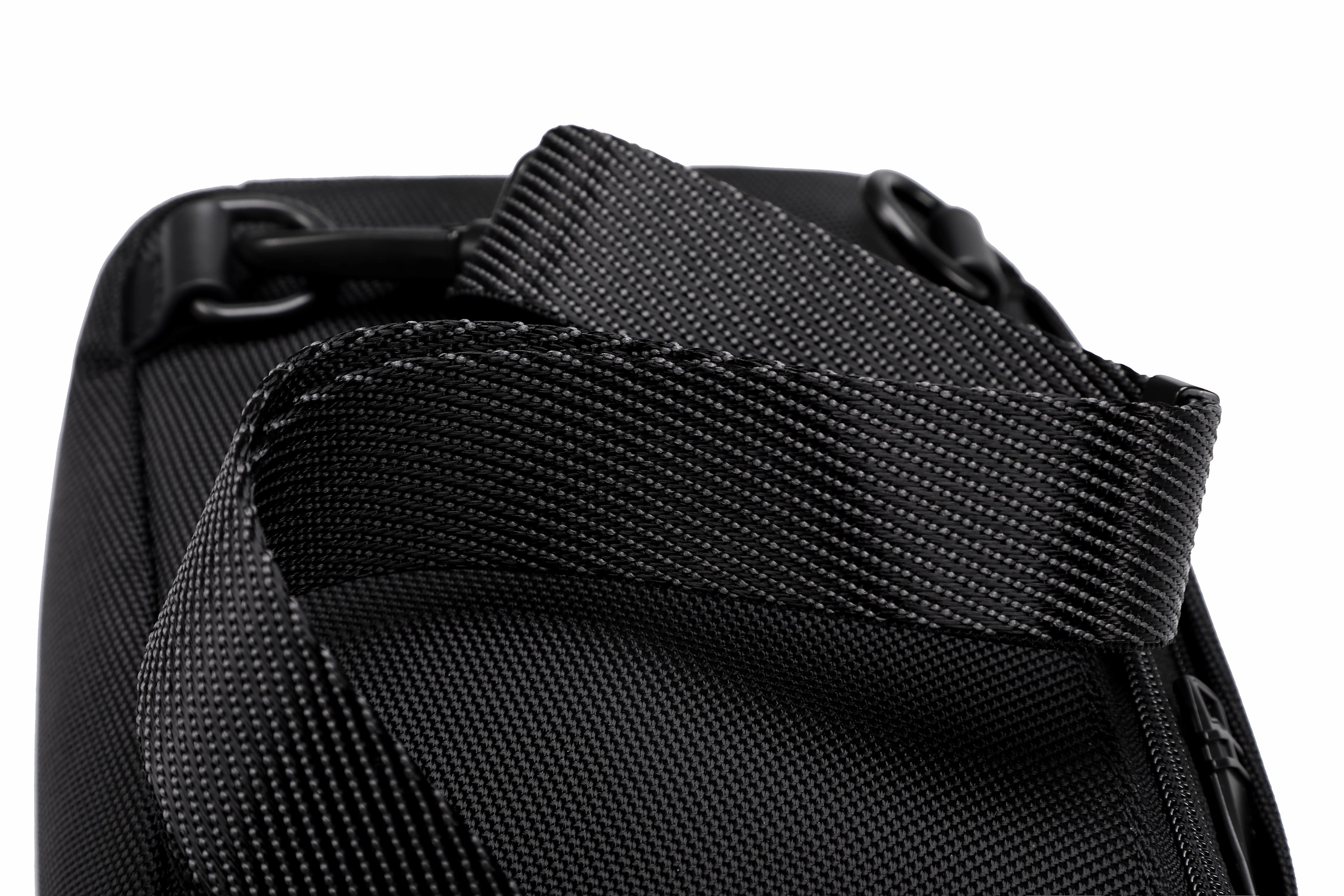 Q-VAGABONDO Crossbody Bag – Ballistic Nylon & Top-Grain Leather Sling Bag | Stylish, Durable & Functional