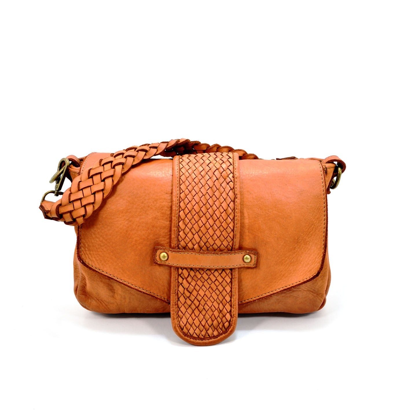 Q-VERVE Vintage Braided Calfskin Shoulder Bag – Italian Leather, Flap Closure & Feminine Design