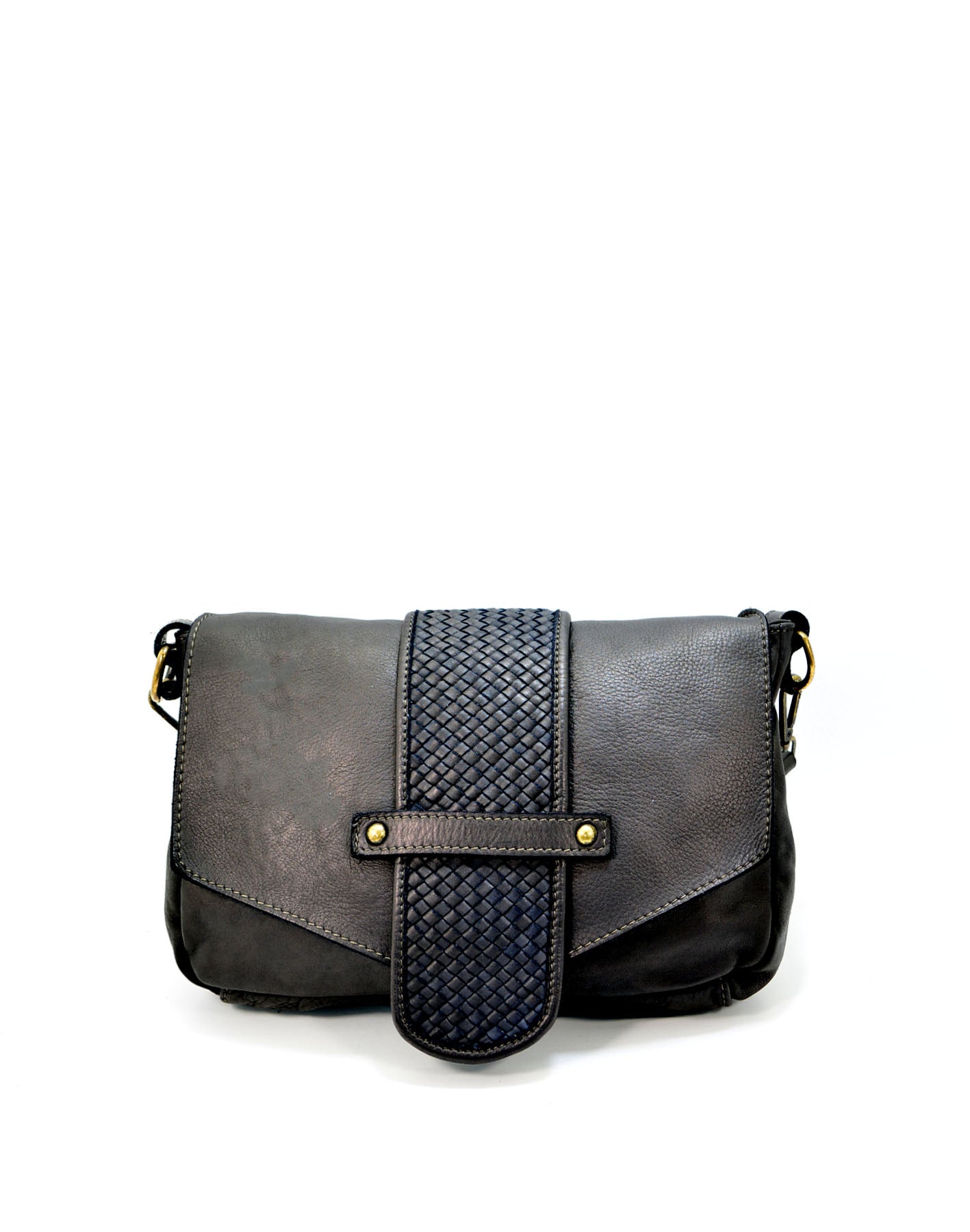 Q-VERVE Vintage Braided Calfskin Shoulder Bag – Italian Leather, Flap Closure & Feminine Design