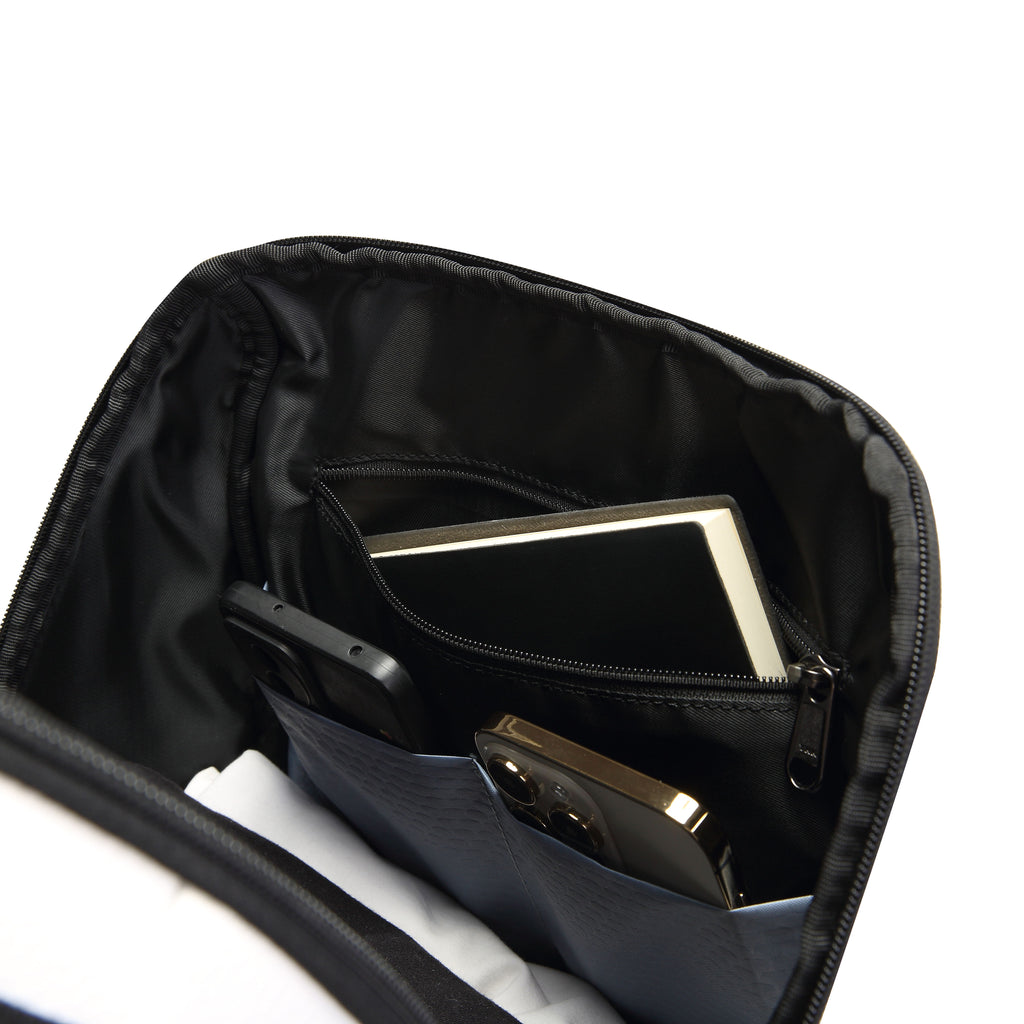 Q-VOYAGER Genuine Leather Business Laptop Backpack – Large Capacity & Ergonomic Design
