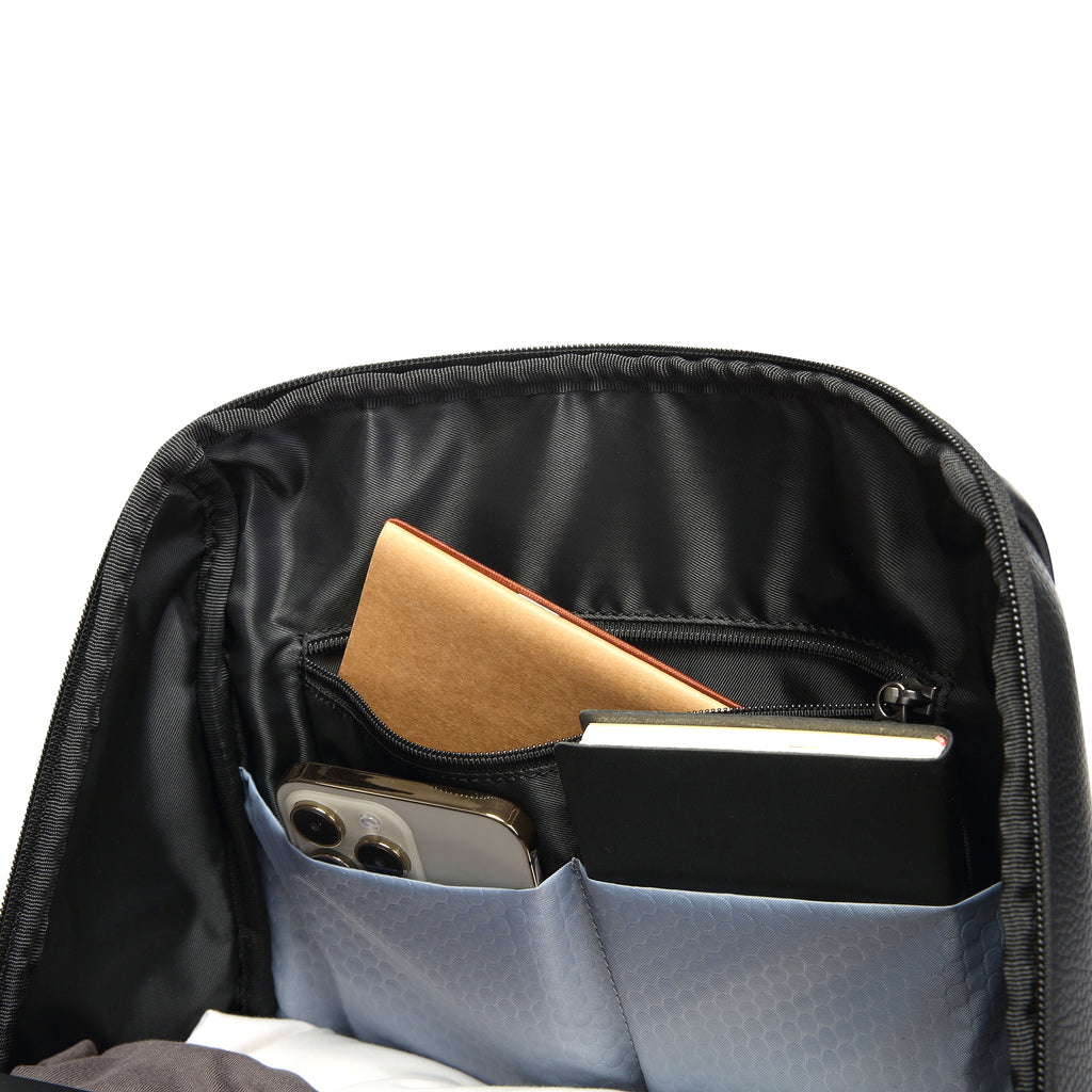 Q-VOYAGER Genuine Leather Business Laptop Backpack – Large Capacity & Ergonomic Design