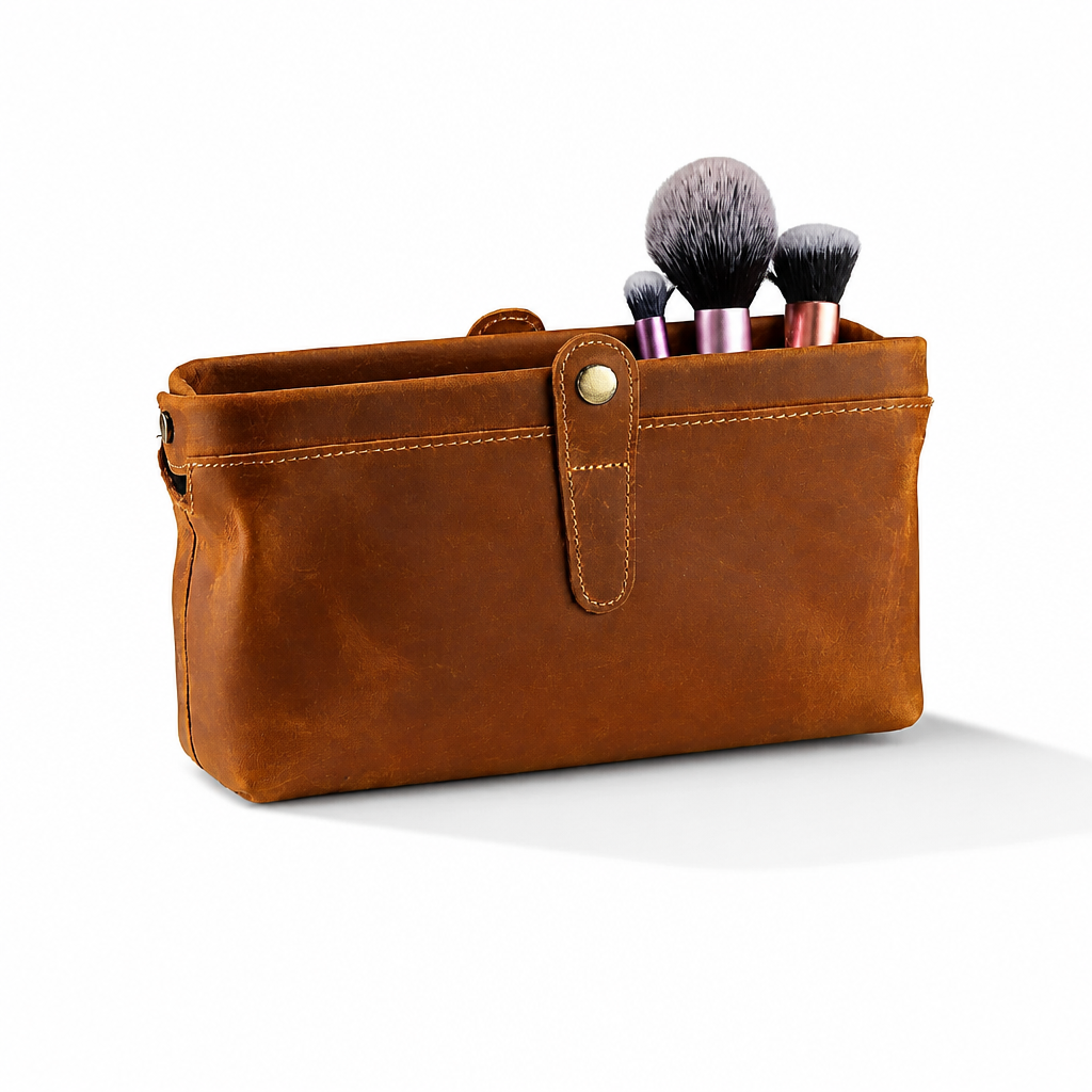 Q-ENDURA Vintage Design Top Grain Leather Cosmetic Toiletry Bag