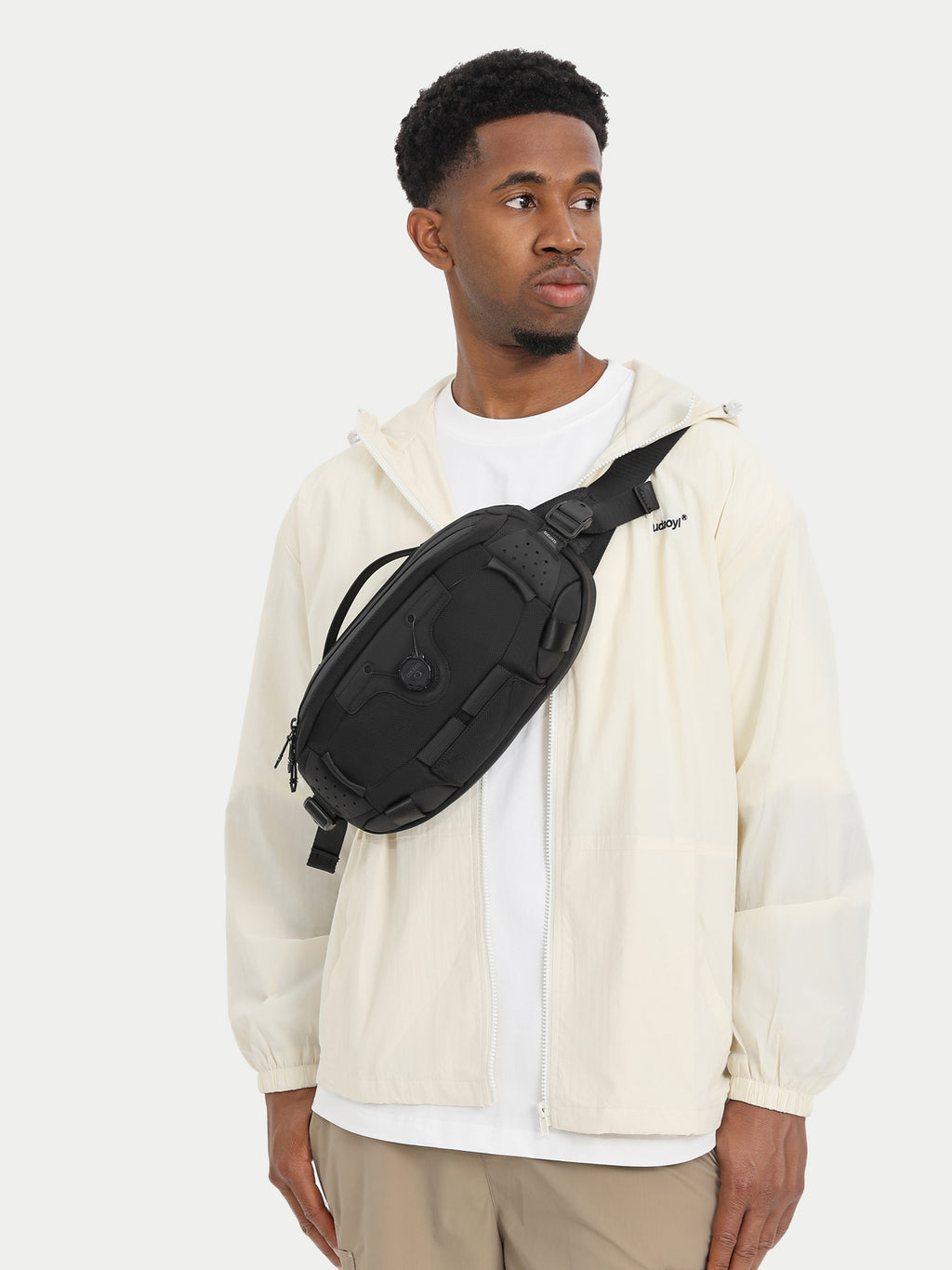 Q-STORM Waterproof Crossbody Bag – 1680D Polyester, Anti-Scratch, Unisex Everyday Carry